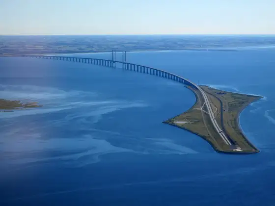 Przeprawa przez Sund - Ile km i jak nie przepłacić?